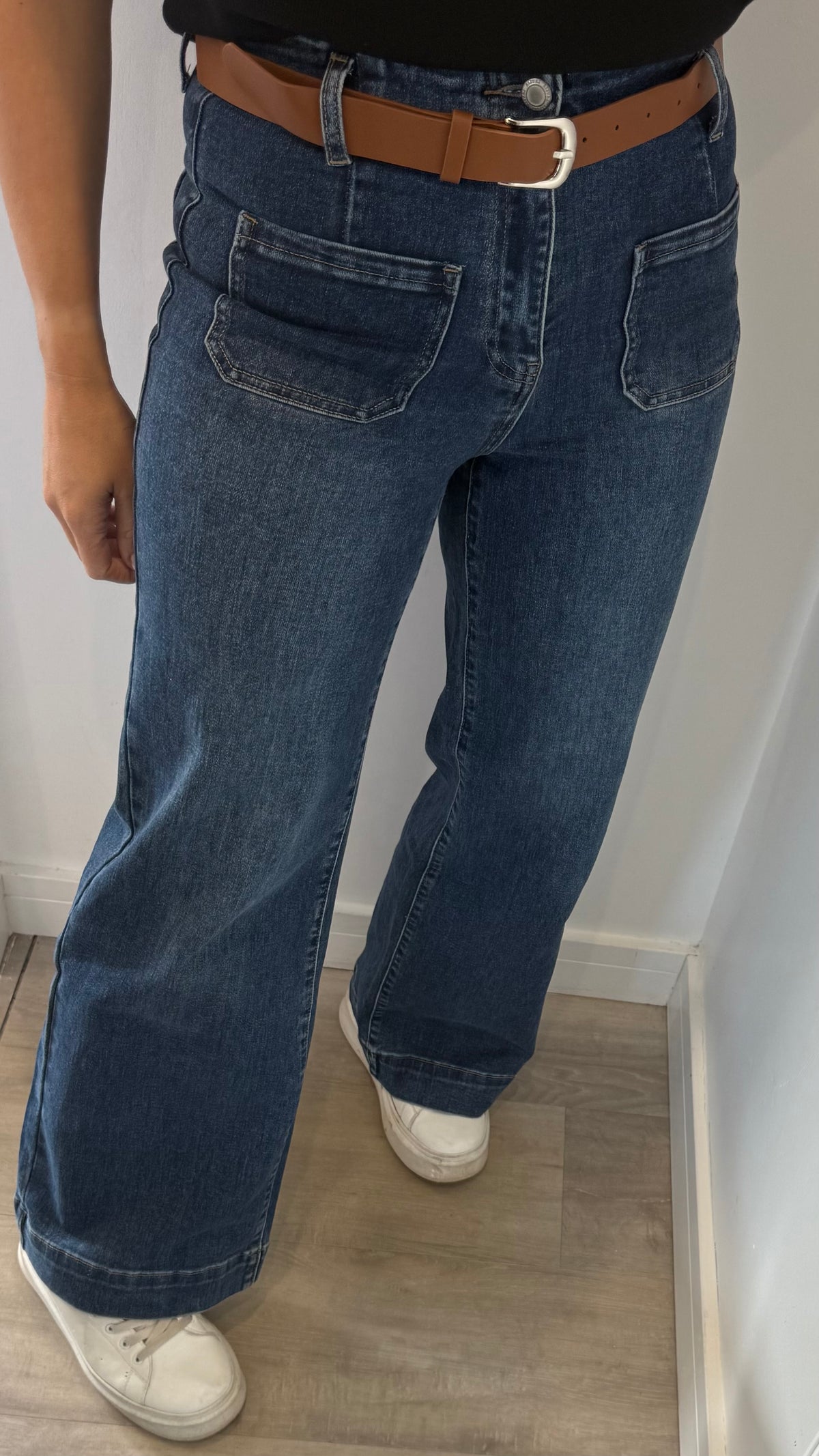 THE FRONT POCKET WIDE LEG JEAN WITH BELT