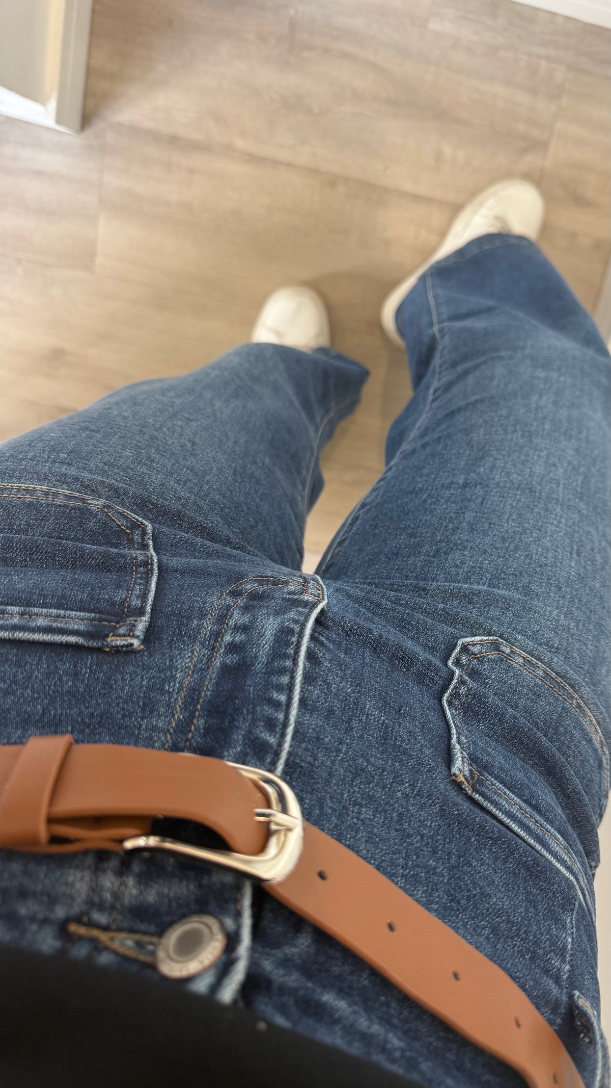 THE FRONT POCKET WIDE LEG JEAN WITH BELT