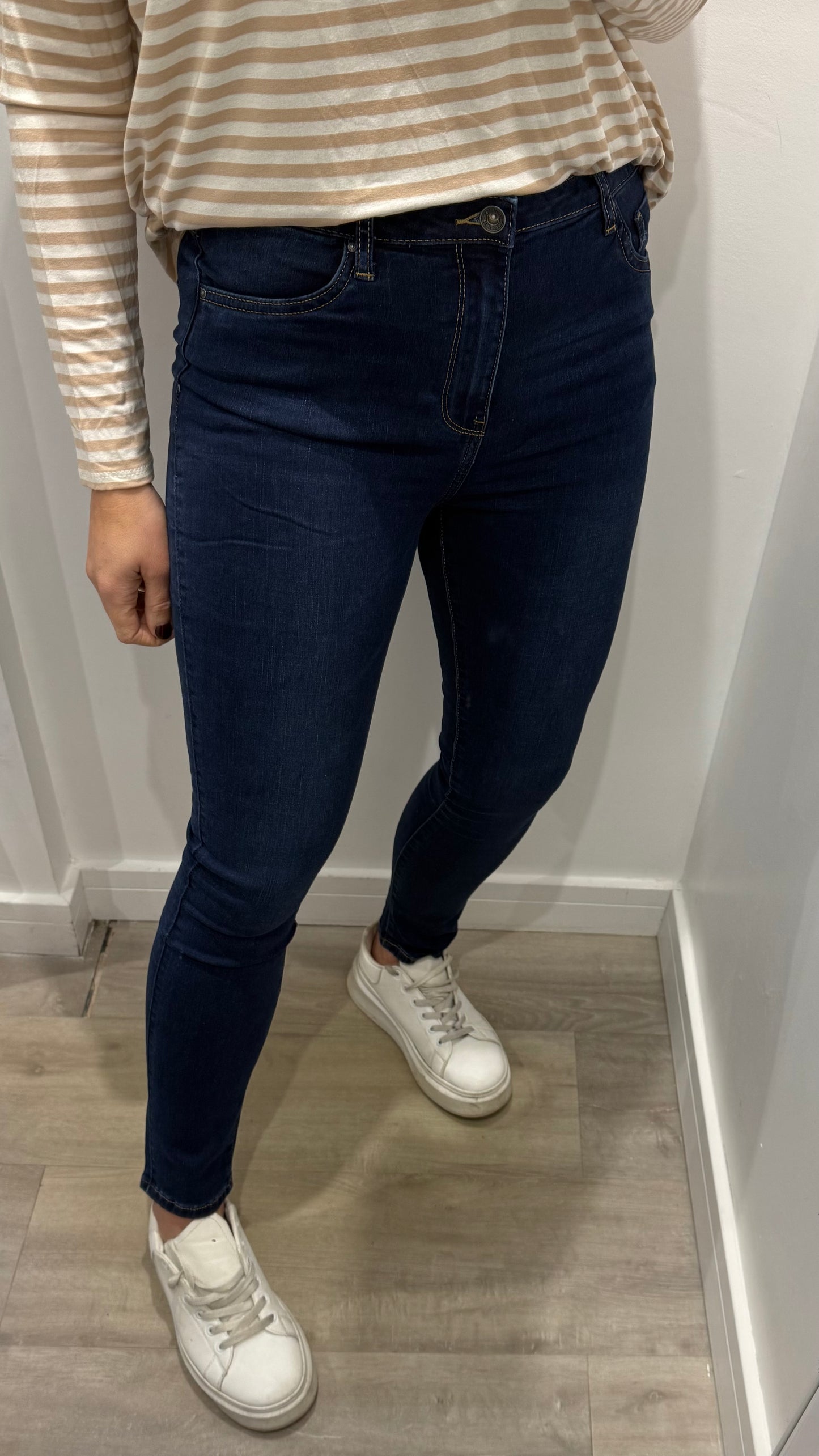 TOXIK DARK DENIM SKINNY STRETCH JEANS