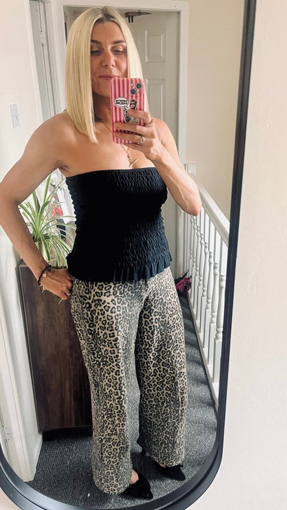 BLACK SHIRRED BOOB TUBE