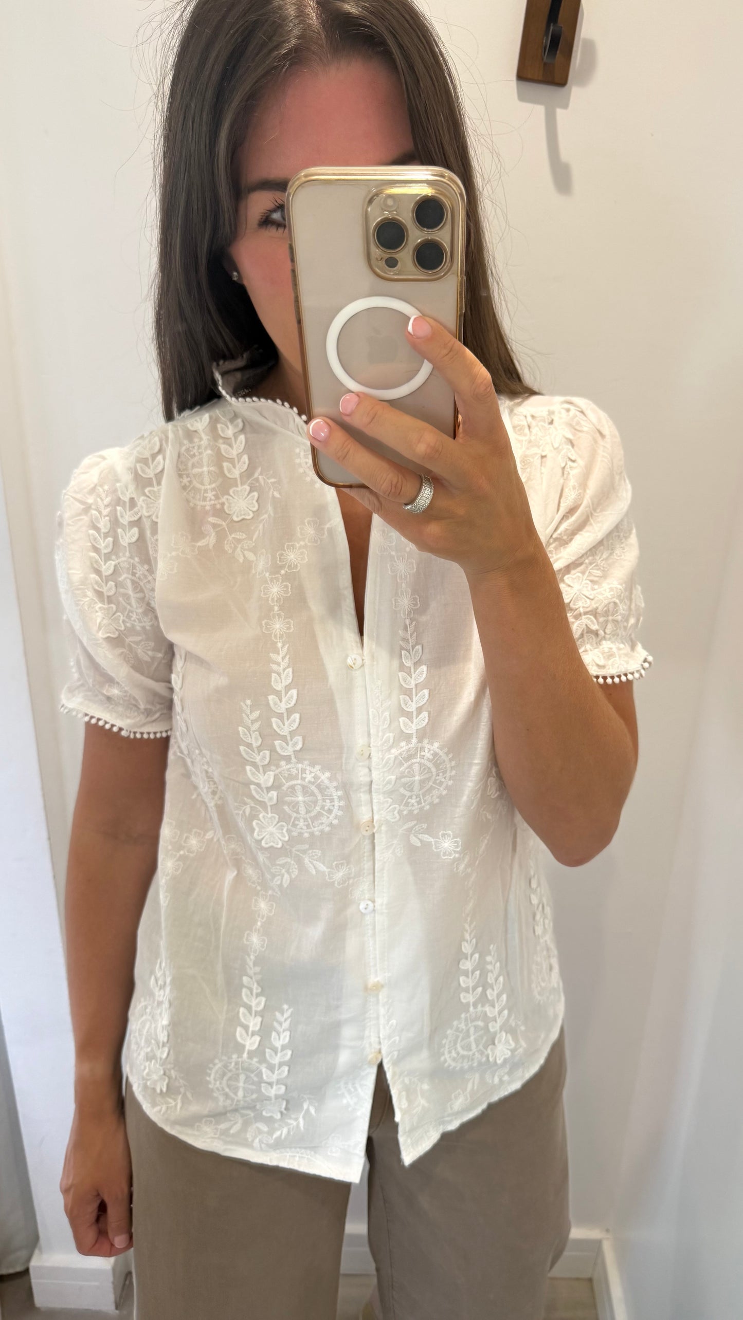 WHITE EMBROIDERED BLOUSE