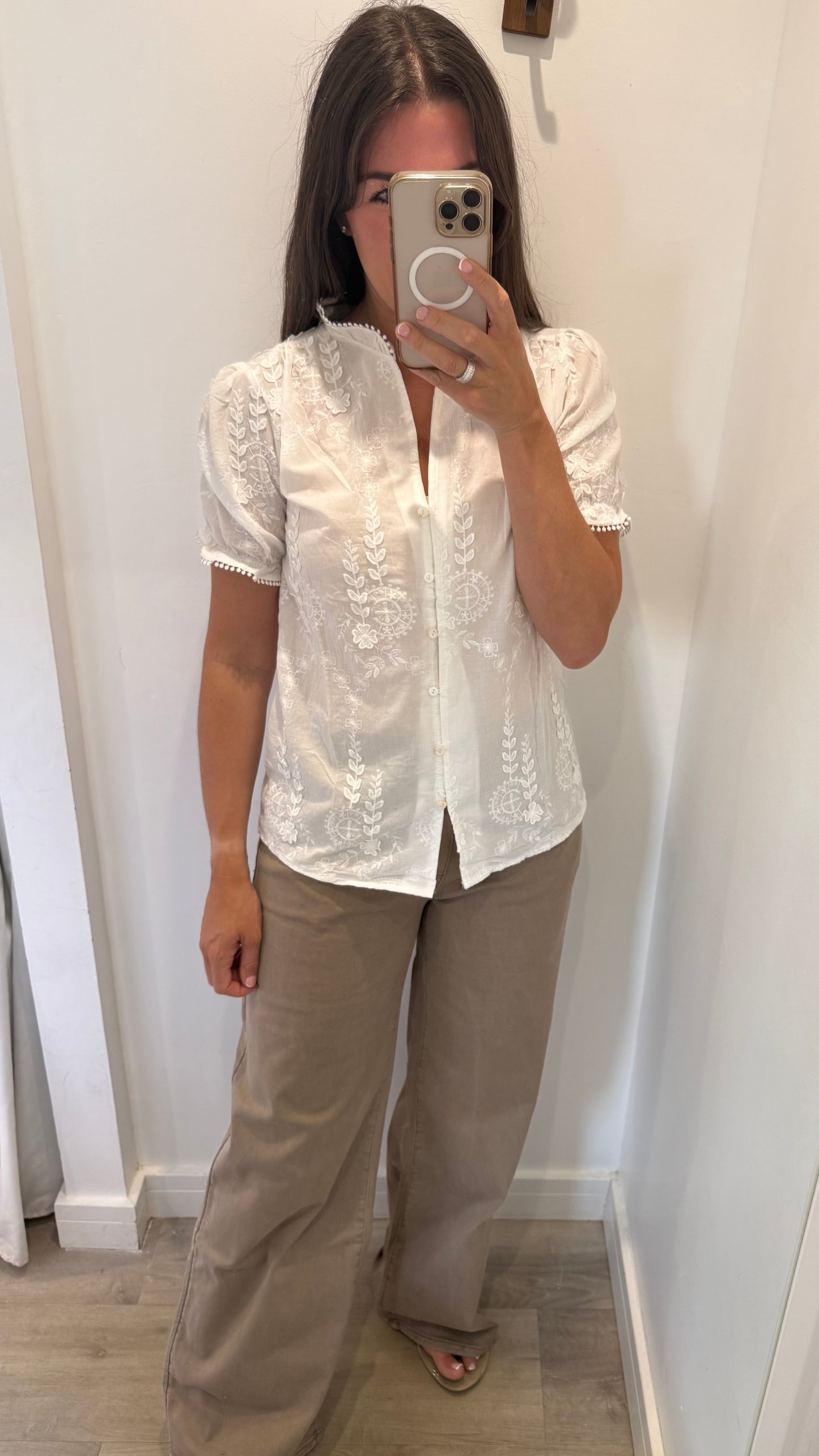 WHITE EMBROIDERED BLOUSE