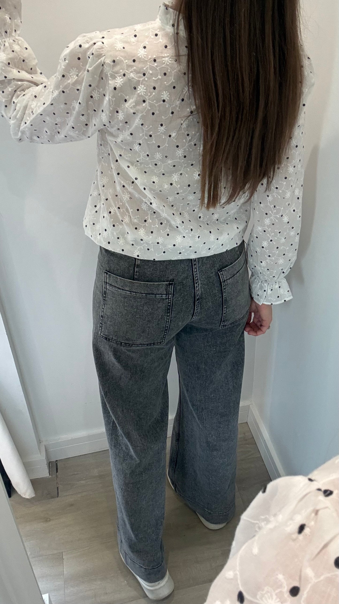 WHITE FLORAL EMBROIDERED SPOT BLOUSE