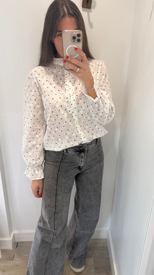 WHITE FLORAL EMBROIDERED SPOT BLOUSE