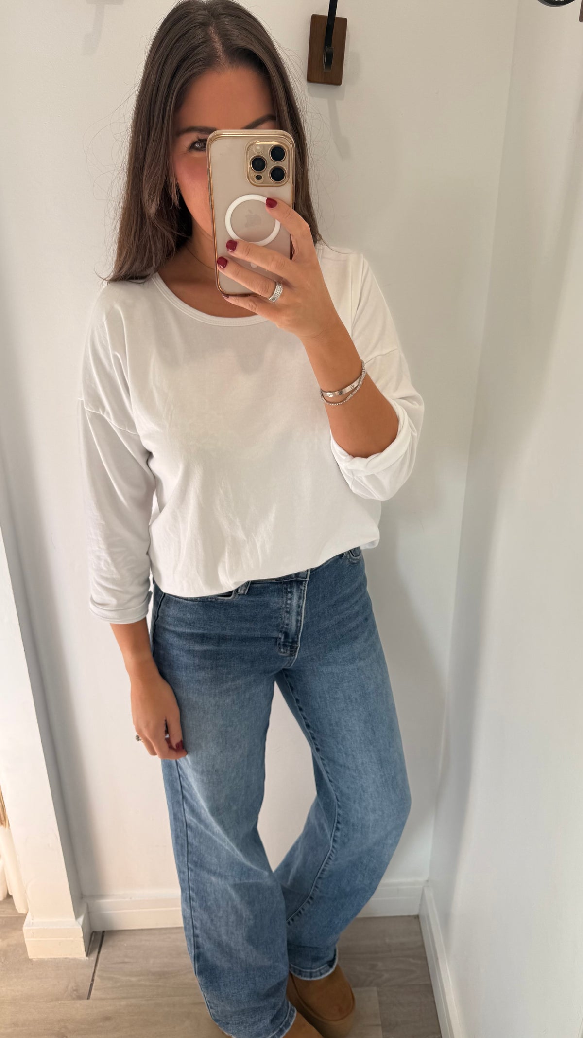 WHITE ROLL SLEEVE SWEAT TOP