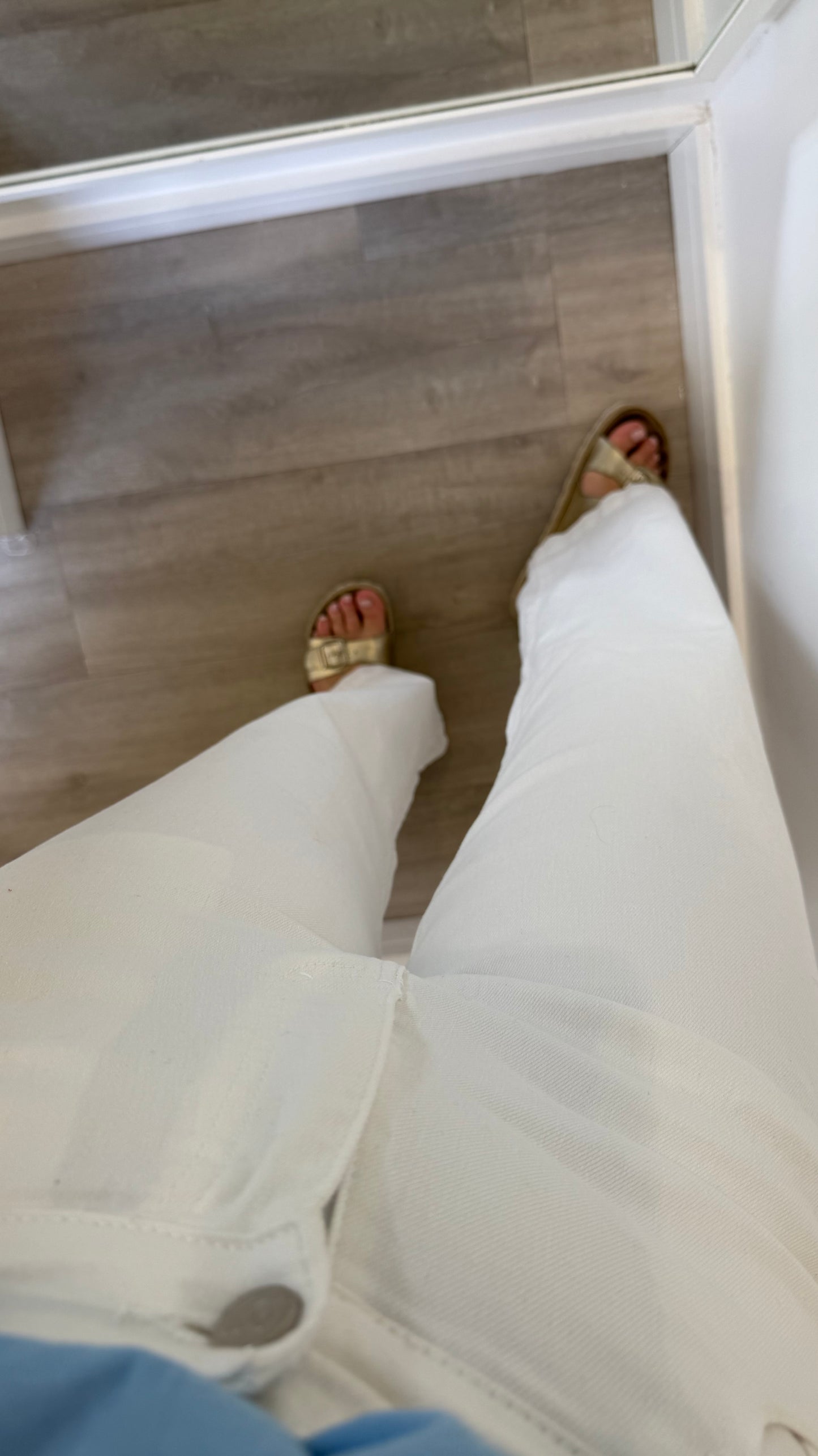 WHITE WIDE-LEG JEAN