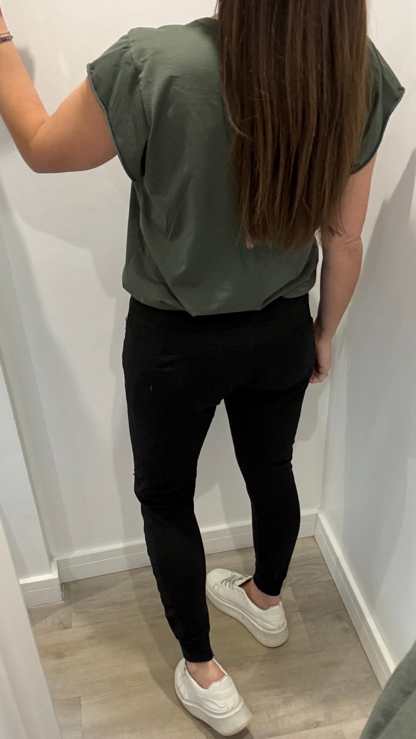 BLACK ULTIMATE JOGGER – BACK IN STOCK