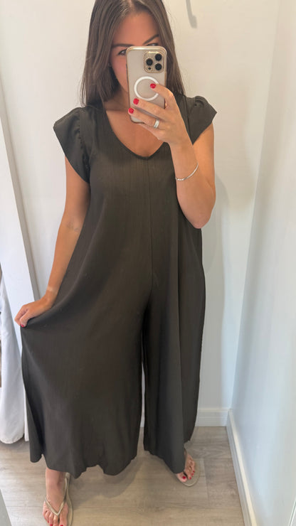CHOCOLATE FRILL SLEEVE TIE-BACK JUMPSUIT