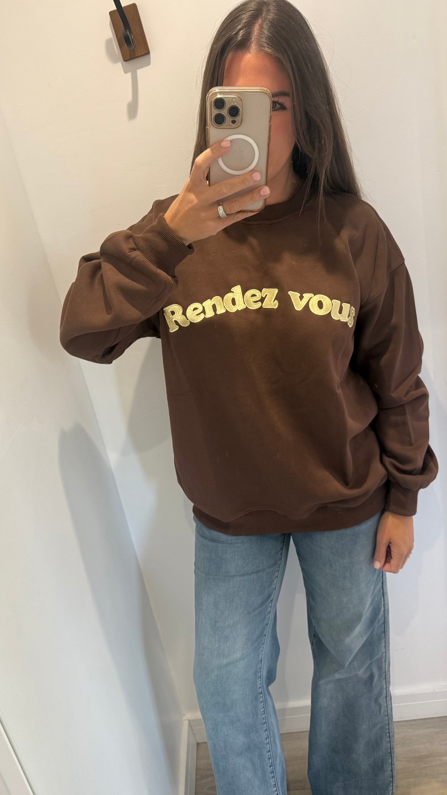 CHOCOLATE RENDEZ VOUS OVERSIZED SWEAT