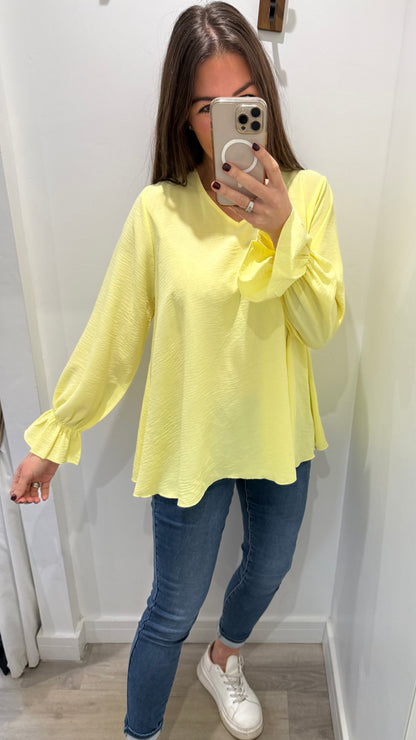 LEMON FRILL CUFF V-NECK BLOUSE