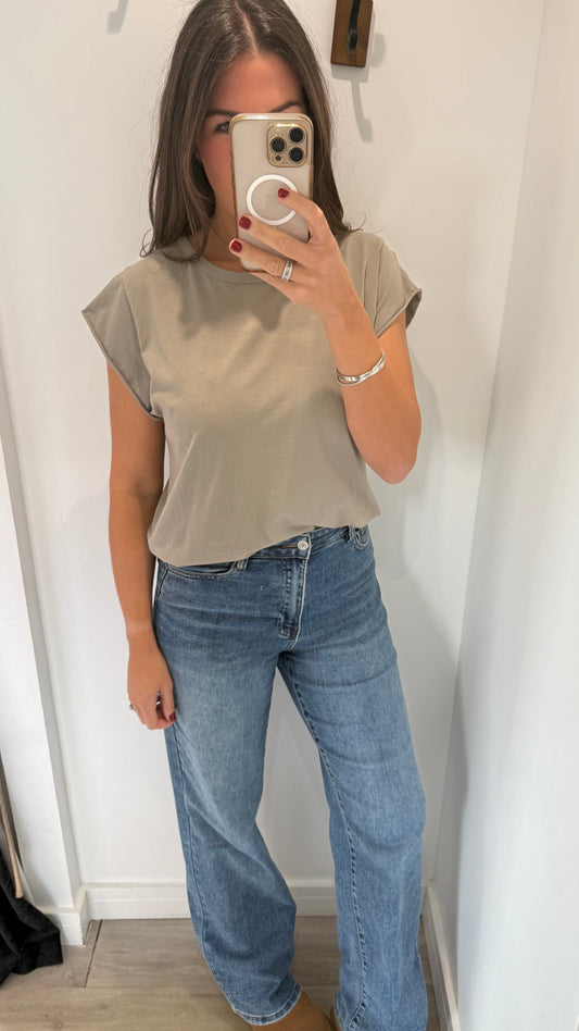 MOCHA CAP SLEEVE TEE