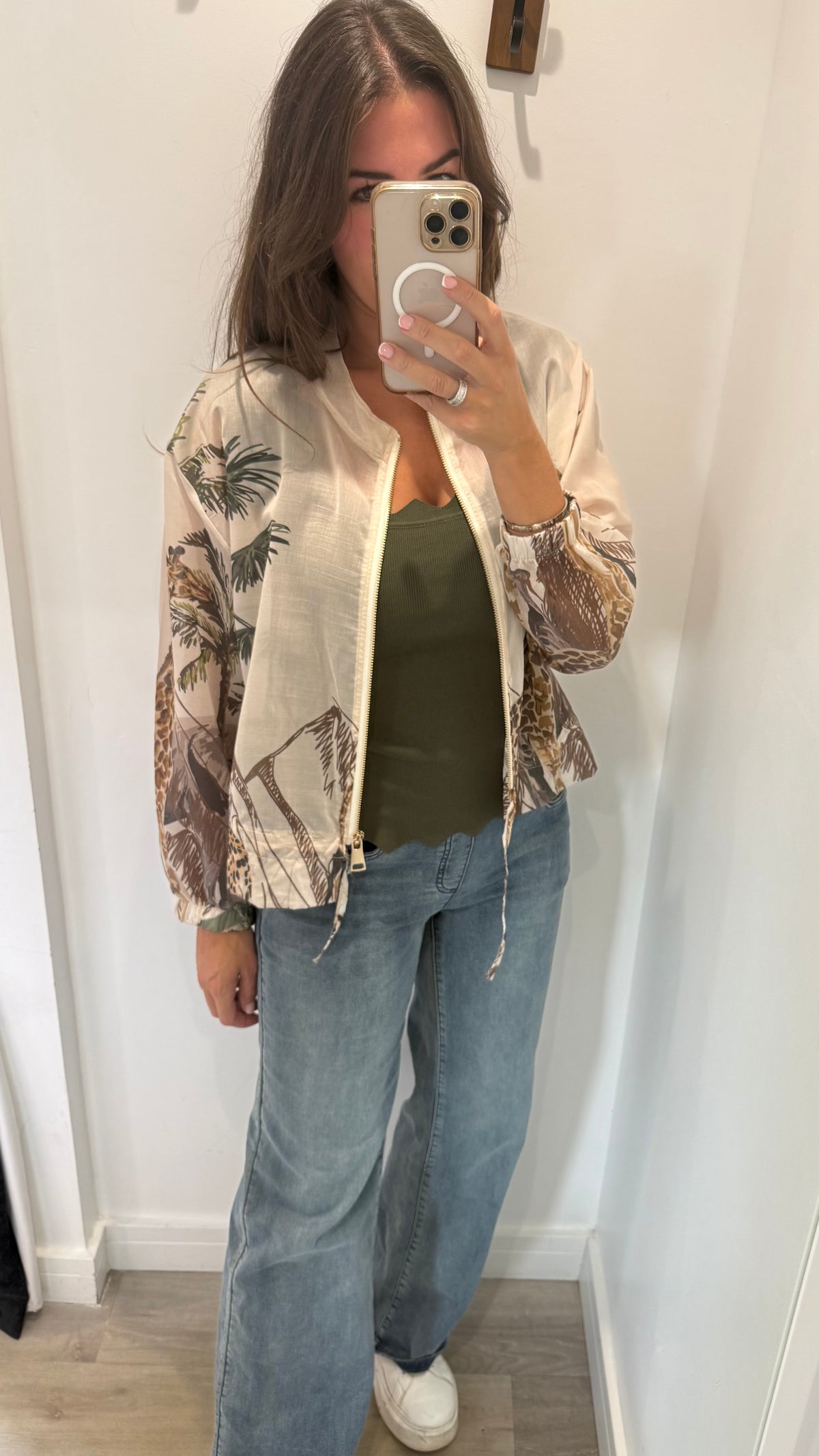 KHAKI SCALLOP VEST TOP