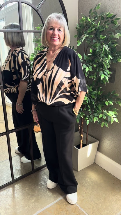 BOTANICAL PRINT V NECK TOP