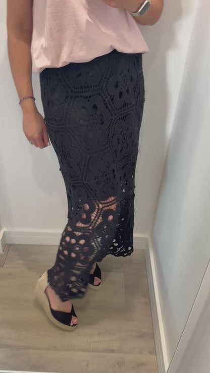 BLACK CROCHET ELASTICATED WAIST SKIRT