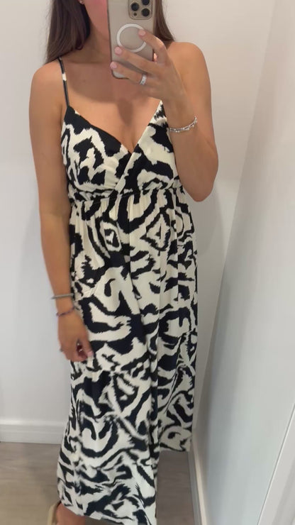 BLACK ABSTRACT MAXI DRESS