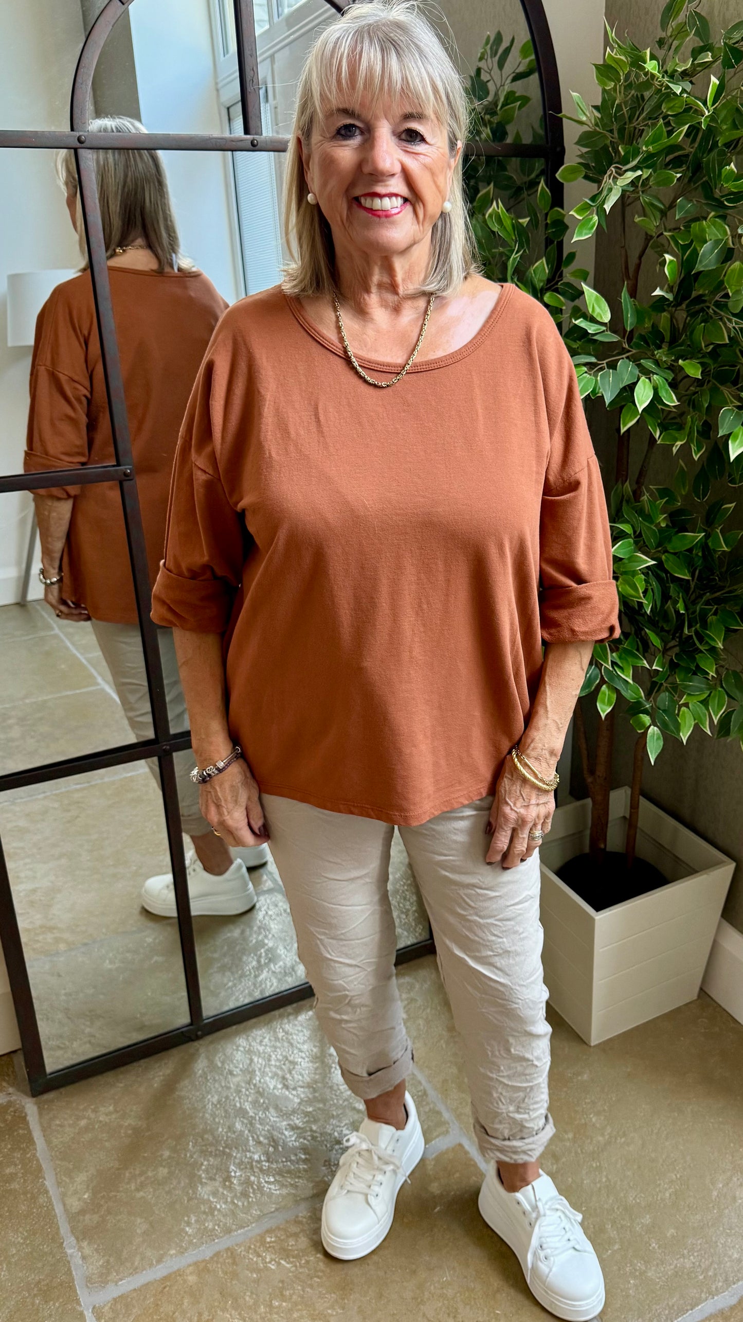RUST ROLL SLEEVE SWEAT - BESTSELLER