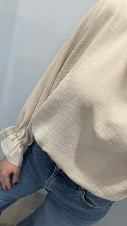 SAND FRILL CUFF V-NECK BLOUSE
